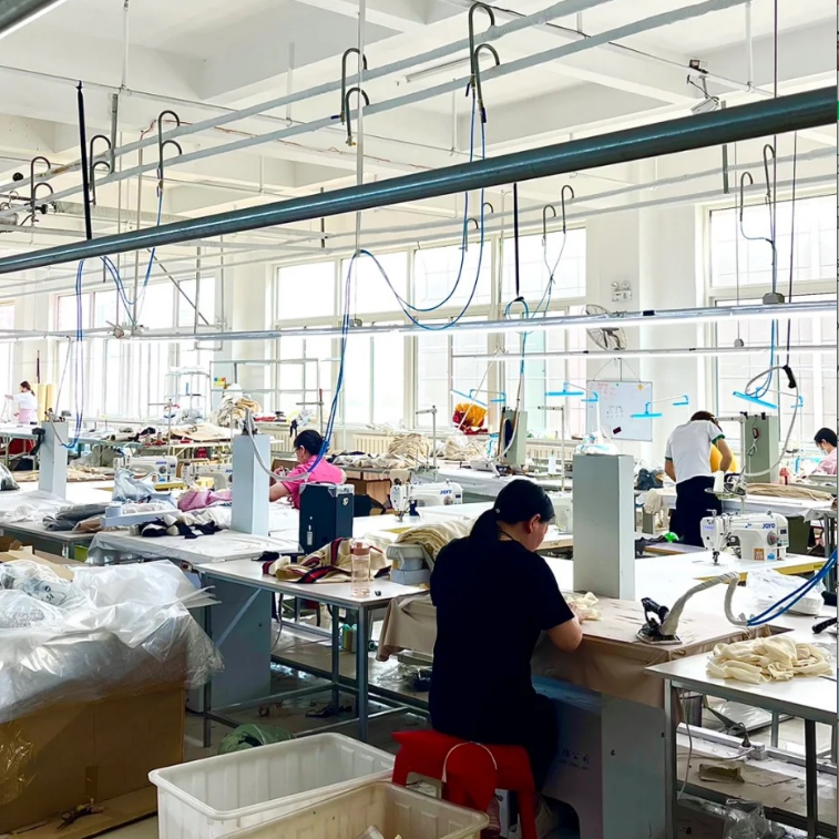 fb63ef90-0ba8-497b-8571-c13a03a932b7